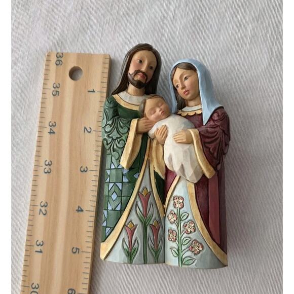 Jim Shore Pint Sized HOLY FAMILY Blessed with a Savior Christmas Figurine Folk - Picture 8 of 10